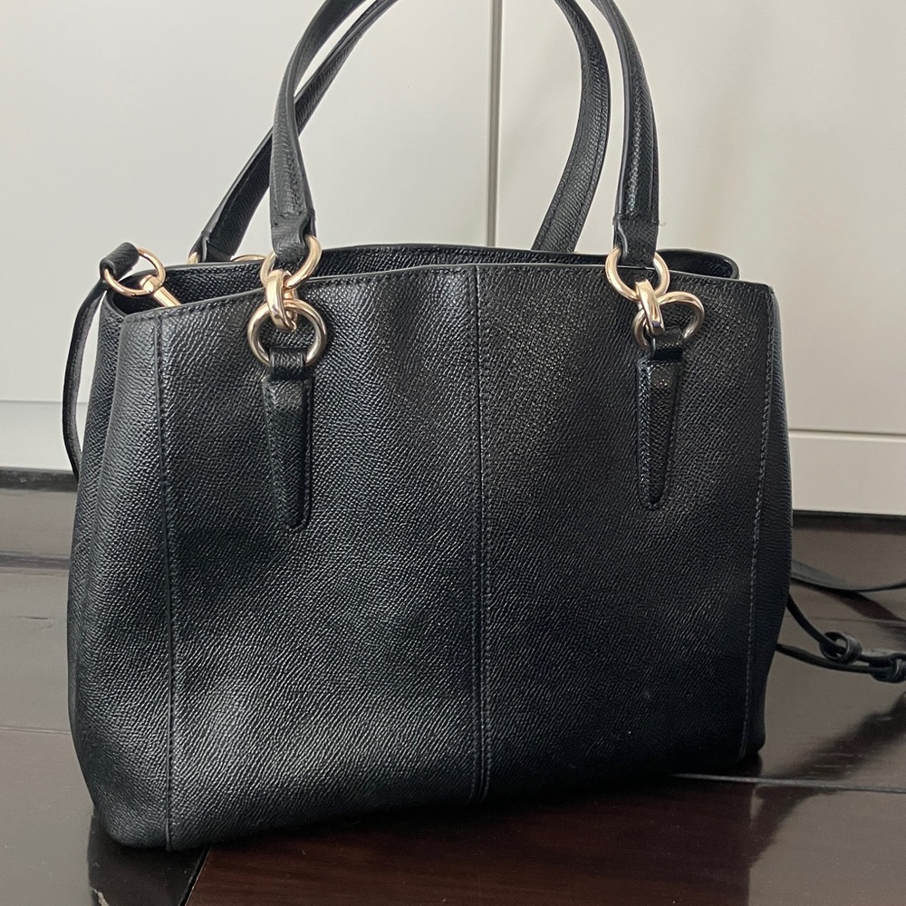 COACH Minetta Cross Body Bag with Gold Hardware in Black NEVER USED - Picture 4 of 8